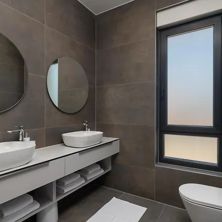 Zenith With Private Pool And Jacuzzi Bibinje