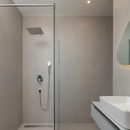 Zenith With Private Pool And Jacuzzi *