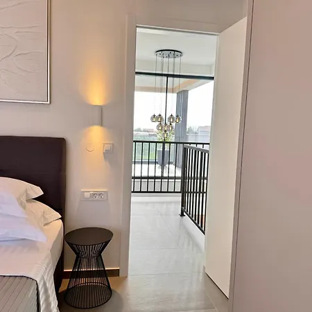 Villa Zenith With Private Pool And Jacuzzi Bibinje