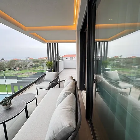 Villa Zenith With Private Pool And Jacuzzi Bibinje