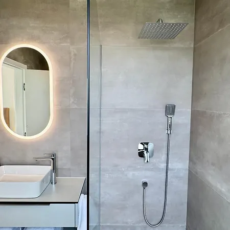 Zenith With Private Pool And Jacuzzi *