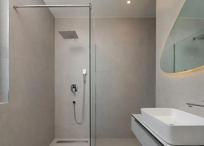 Zenith With Private Pool And Jacuzzi *