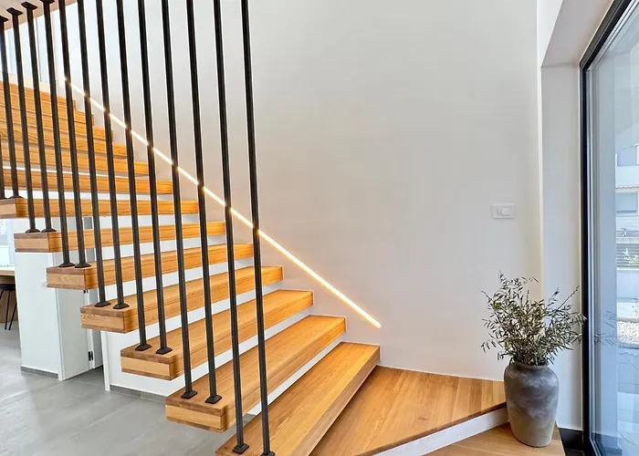 Zenith With Private Pool And Jacuzzi *