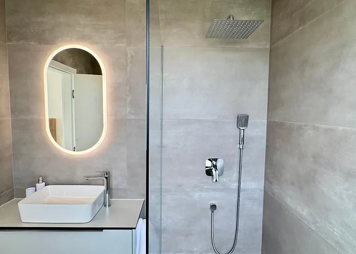 Zenith With Private Pool And Jacuzzi *